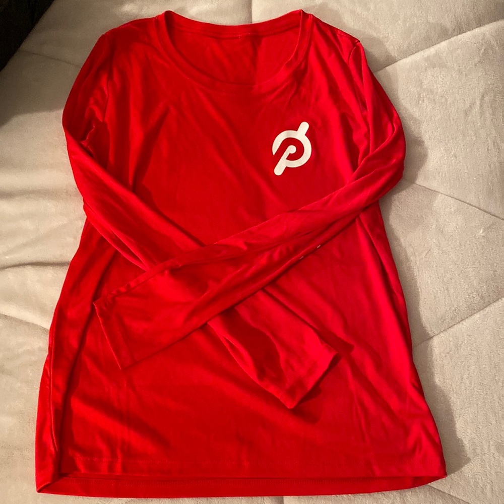 Long sleeve peloton shirt